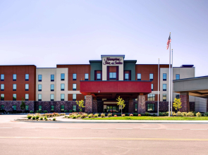 Hampton Inn & Suites Pittsburg Kansas Crossing