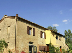 Casalunga Beautiful Farmhouse With Swimming Pool and Garden-casalunga