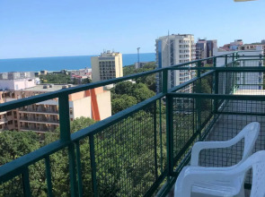 Sunny Varshava Hotel