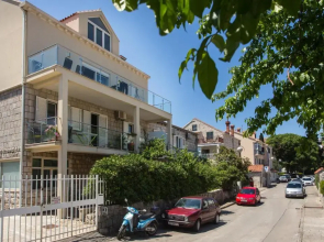 Apartments Laledo