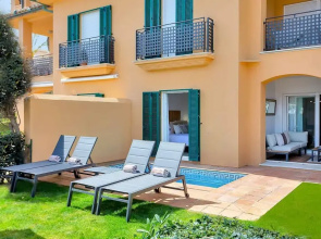 YOLO Spaces - Sotogrande Marina Luxury Apartment
