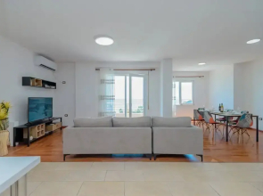 Grand View Apartment