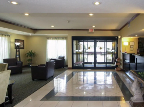 Holiday Inn Express Shelby @ Hwy 74