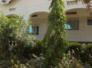 Shalosa Hotel