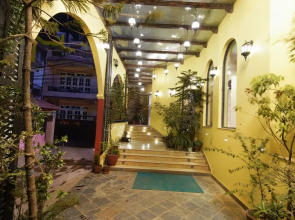 Woodapple Hotel and Spa