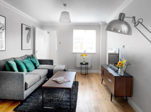 Wokingham - 2 bed with parking