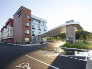 Fairfield Inn & Suites by Marriott Detroit Lakes