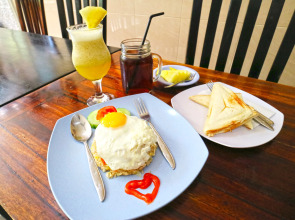 Rena Segara House Kuta