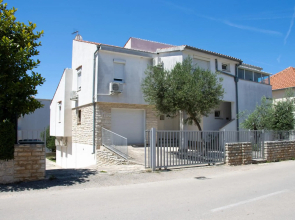 Pepi Apartments 1