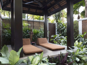 Anantara Riverside Bangkok Resort