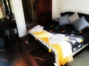 Herberg Guesthouse & Coffee Shop
