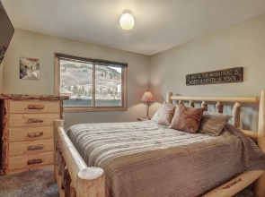 C213 Cinnamon Ridge 2 Bedroom Condo by RedAwning