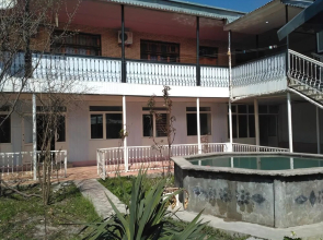 Canal Hostel