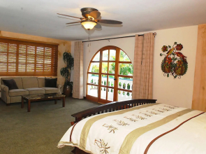 Buena Vista Chic Hotel