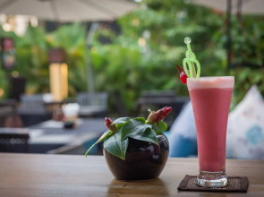 Apsara Centrepole Hotel