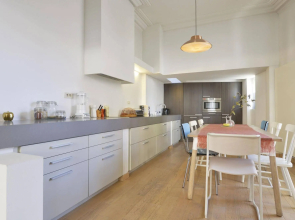 Zurenborg Area Apartments