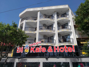 Karikatur Bi Hotel