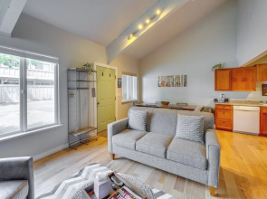 Ketchum Mountain Retreat: Central Location!