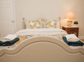 Cosy Apartment in Safe Area