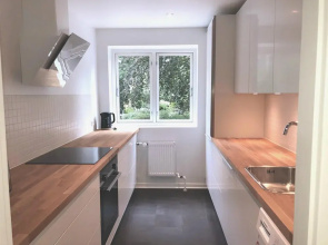 Spacious 1-bed in Frederiksberg w Balcony