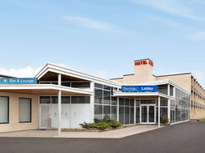 Travelodge by Wyndham Richmond Hill