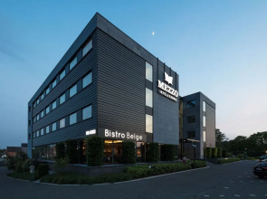 Mezzo Hotel & Business