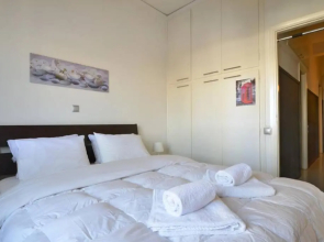 Kerameikos, a lovely apartment