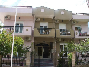 Kristal Hotel