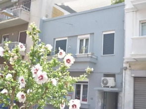 Acropolis Apartments