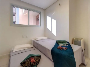 MAGNíFICO APART NO CATU LAKE RESIDENCE