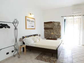 Central Apartment With Balcony