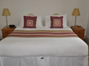 West Loch Hotel