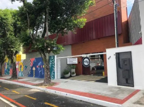 Artsy Vitoria Hostel