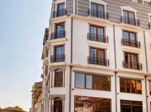 Grand Business Hotel