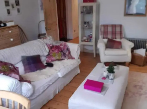 Homely 1 Bedroom Apartment in Vibrant Hove, Brighton