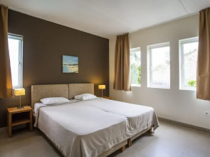 Blue Bay Beach Apartments