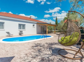 Stunning Home in Sikovo With 3 Bedrooms, Wifi and Outdoor Swimming Pool