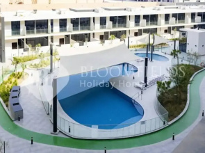432 Bloomfields Deluxe STU Gate Masdar