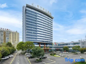 Fengning Zhujiang Hotel