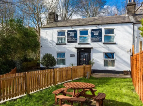 Russell Scott Hostel