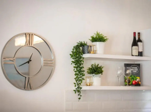 Electra Residence - Luxury Central Beachview Apartment