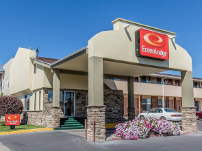 Econo Lodge Downtown
