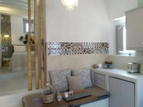 Esperia Luxury Suites