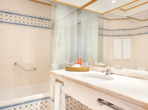 Muthu Oura Praia Hotel