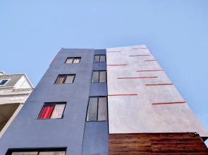 Townhouse 499 Hotel Lnk