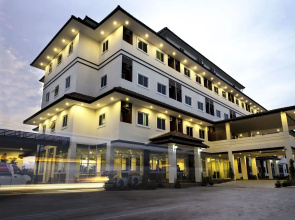 The Rich Residence