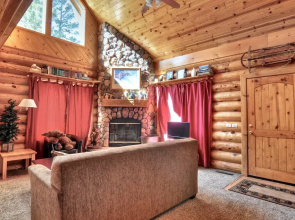 No. 16 Pine Lodge Outdoor Spa - 3 Br Cabin