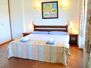 Apartamentos Cala Llevadó