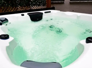 The Leeds Gathering - Hot Tub - EV Charging
