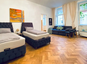 Cozy 2BR Apartment Close to Westbahnhof
